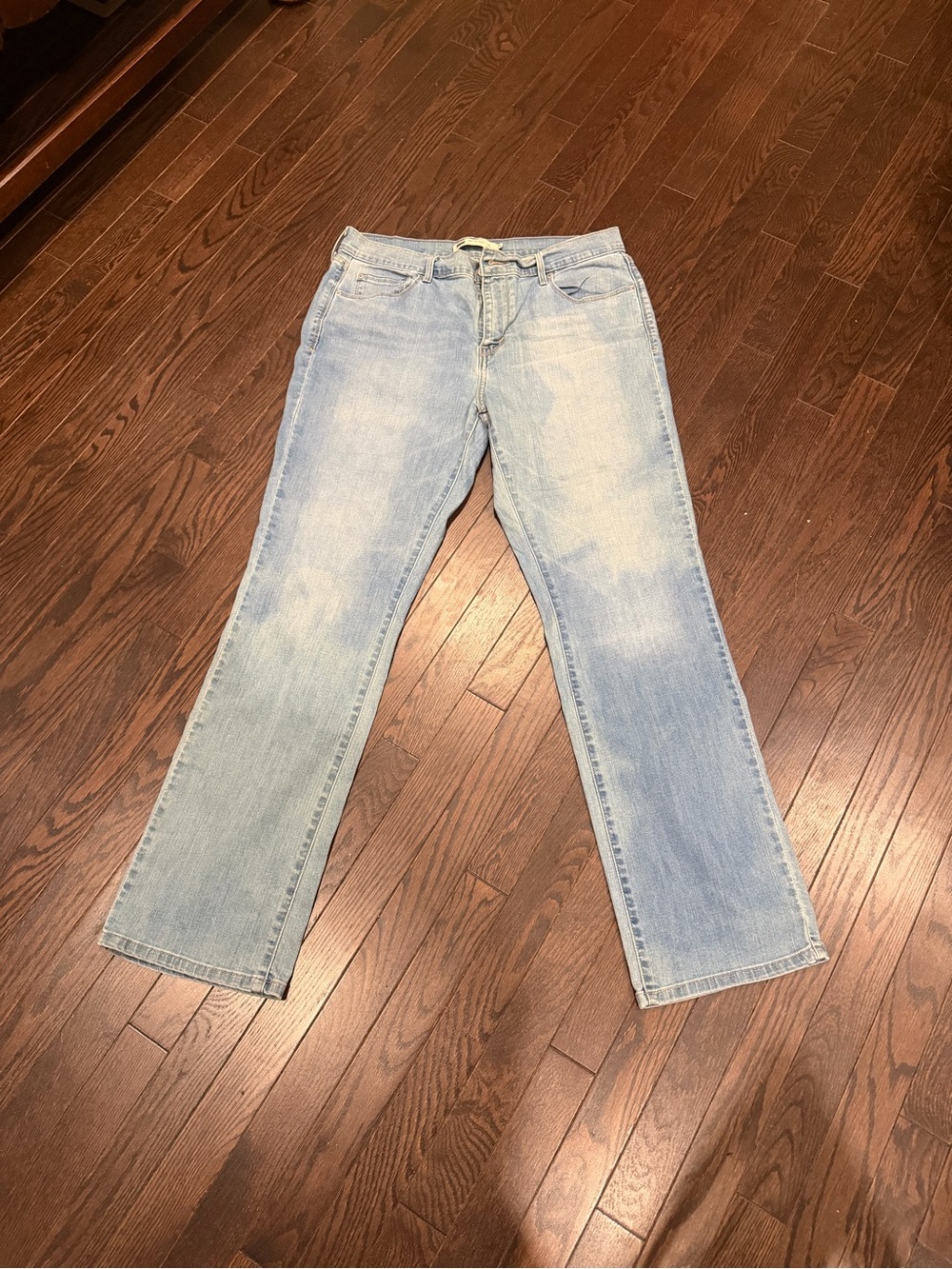 Levi's Light Blue Straight Leg Women's Jeans